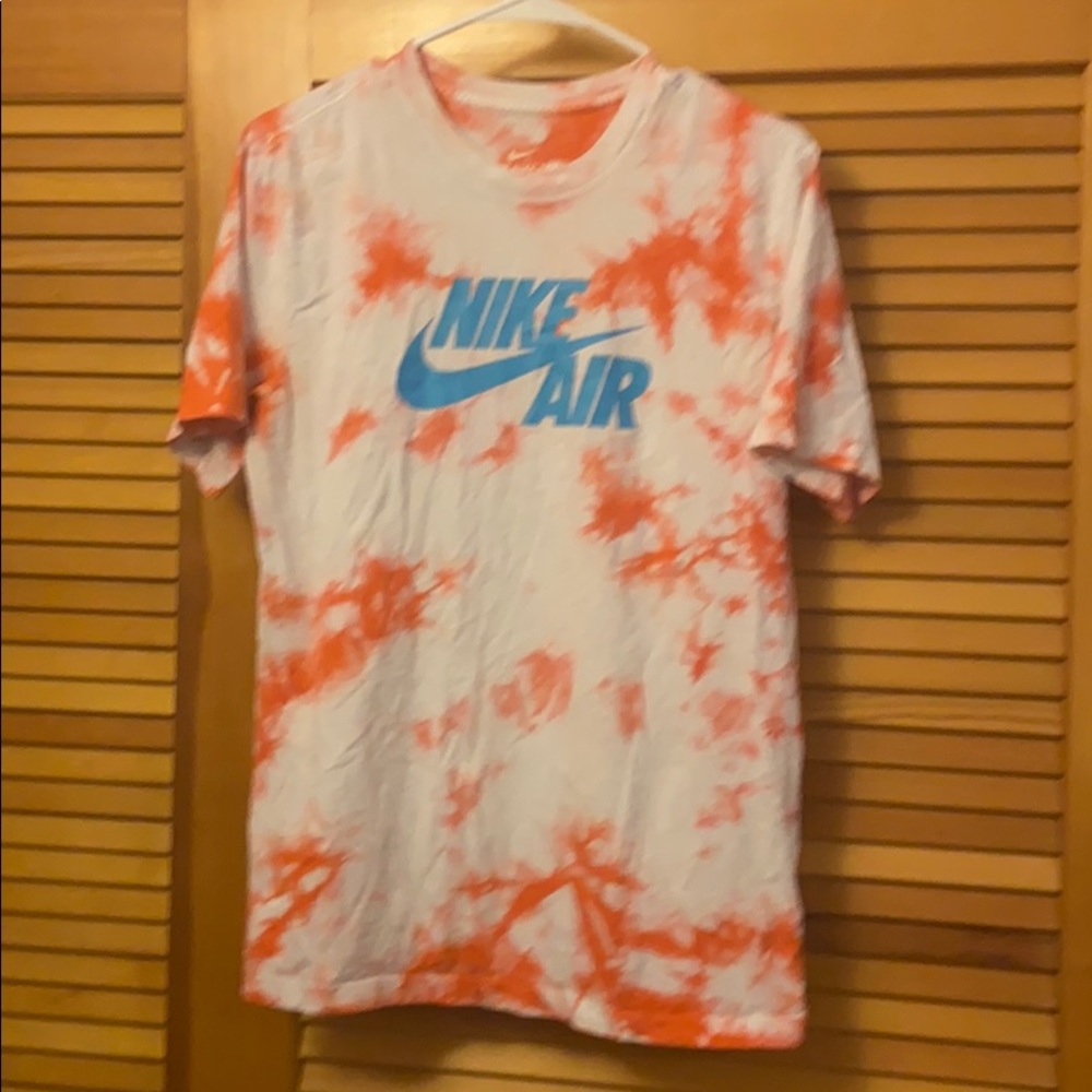 NIKE TIE DYE SHIRT